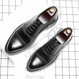 Genuine Leather Men Brogues Shoes Lace-Up Bullock Business Dress Men Oxfords Shoes Male Formal Shoes