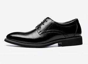 New 2023 Flat Classic Men Dress Shoes Genuine Leather Wingtip Carved Italian Formal Oxford Footwear Plus Size 38-48 For Winter
