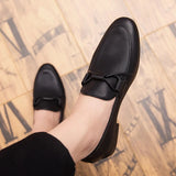 Tassel loafers slip on Pattern Leather Shoes men Casual Loafers outdoor Men's Business Shoes men Formal party Dress Shoes