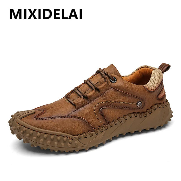 New Breathable Men's Shoes Outdoor Loafers Flat Moccasins Fashion Men's Driving Shoes Comfortable Leather Casual Shoes Big Size