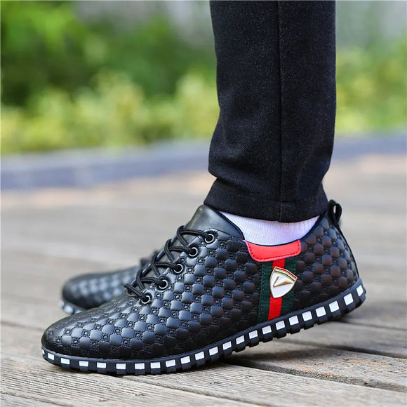Men Leather Shoes Fashion Casual Men Driving Shoes Spring Breathable Men's Peas Shoes The British Sneakers Luxury Sneakers