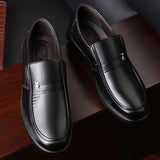 Men's Leather Shoes Business Casual Patent Leather Shoe Breathable Soft Bottom Middle-Aged and Elderly Dad Dress Shoes Men