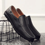 2023 Genuine Leather Men Casual Shoes Brand Italian Men Loafers Moccasins Breathable Slip on Black Driving Shoes Plus Size