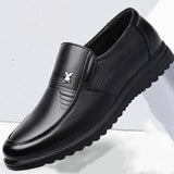 Men's Leather Shoes Business Casual Patent Leather Shoe Breathable Soft Bottom Middle-Aged and Elderly Dad Dress Shoes Men