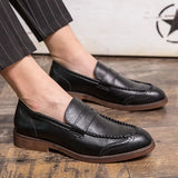 2022 Classic Crocodile Pattern Business Flat Shoes Men Designer Formal Dress Leather Shoes Men's Loafers Christmas Party Shoes