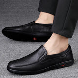 Fashion Men's Handmade Casual Slip On Shoes Genuine Leather Men Loafers Outdoor Comfortable Breathable Men Shoes