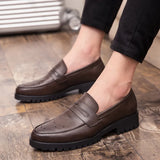 2022 Luxury Brand Penny Loafers men Casual shoes Slip on Leather Dress shoes big size 38-46 Brogue Carving loafer Driving party