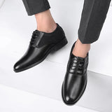 Pointed Toe Business Dress Shoes Men Business Casual Leather Shoes Men Shoes Low Top Soft Sole Fashion British Men Shoes The New