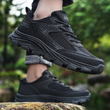 New High Quality Men Hiking Shoes Durable Leather Climbing Shoes Outdoor Walking Sneakers Rubber Sole Outlet
