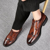 Fashion Brown Mens Dress Shoes Designer Italian Leather Shoes Men Luxury Casual Business Oxford Brogues Shoes For Men Moccasin