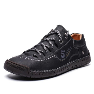 Men Casual Shoes Leather Fashion Men Sneakers Handmade Breathable Man Shoes Lightweight Mens Loafers Moccasins Plus Size 38-48