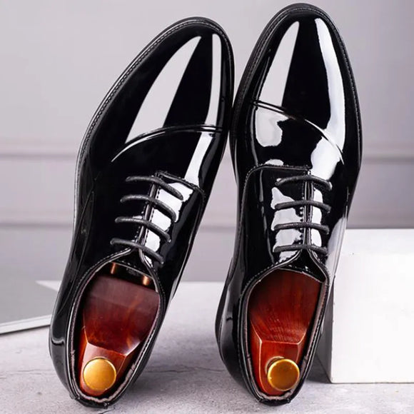 Patent Leather Shoes for Men Oxfords Lace Up Male Wedding Party Office Work Shoes Elegant Designer Brand Dress Shoes for Men