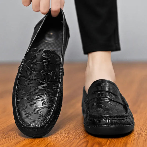 High Quality Leather Men Casual Shoes Fashion Italian Brand Breathable Lightweight Loafers Non-slip Slip-on Men Driving Shoes