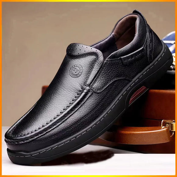 High quality handmade Genuine Leather shoes for Men Loafers Slip On Business Shoes Classic Soft Moccasins Men Flats Shoes