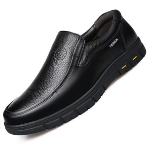 High Quality Leather Men Casual Shoes Italian Luxury Brand Mens Loafers Breathable Formal Mens Dress Shoes Slip-on Driving Shoes