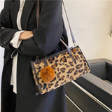 Autumn and Winter Women&#39;s Bag Personality Fashion Retro Plaid Handbag Simple Leisure One-shoulder Bag