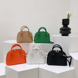 The New Candy Color Popular Girl&#39;s Pure Color Rhomb Pattern Portable Casual Shell Saddle Bag
