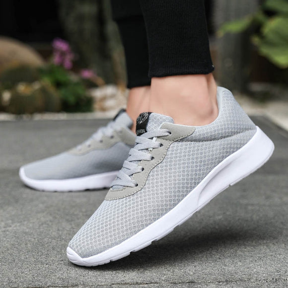 New Men Flat Casual Shoes Mesh Lace Up Men Lightweight Comfortable Breathable Outdoor Walking Running Sneakers Zapatos De Hombre