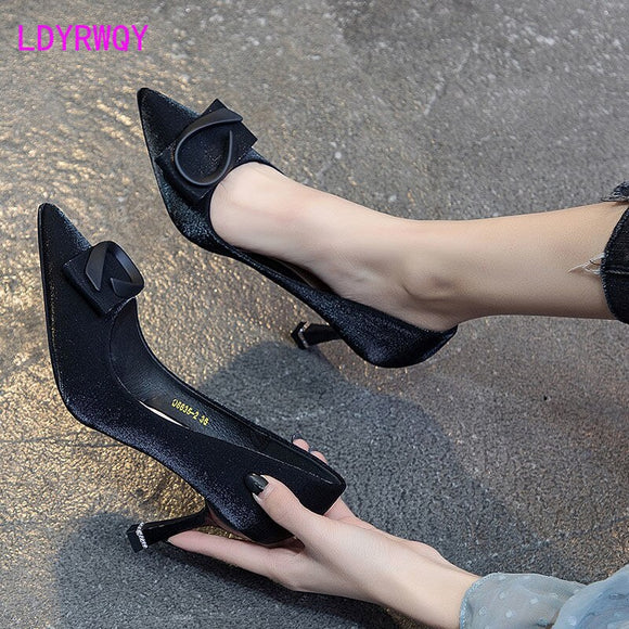 Green high heels women's 2021 spring new pointed satin satin heel mid-heel shoes Thin Heels  Pointed Toe