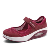 2022 Spring Red Women Vulcanize Shoes Casual Sneakers Female Soft Flat For Lady Lightweight Breathable zapatos de mujer zapatos