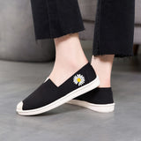 New 2011 Spring Summer Women Canvas Shoes Flat Sneakers Women Casual Shoes White Black Low Upper Lace up Leisure Footwear