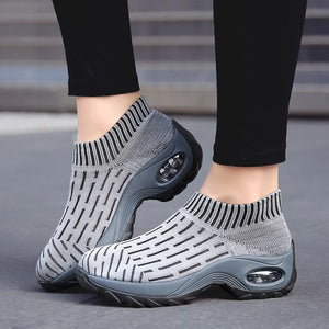Women Tennis Shoes Breathable Mesh Height-increasing Slip-on Female Sock Footwear Outdoor Women Sneakers Thick Bottom Platforms